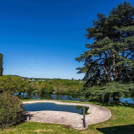 Holiday home Les Rives Du Lot - Piscine Au Bord Du Fleuve Villeneuve-sur-Lot